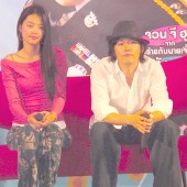 จอน จี ฮุน ควงคู่ จัง ฮุค เปิดตัว Windstruck ในเมืองไทย