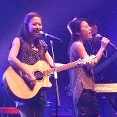 คู่แฝด เจย์เอสลี สรรสร้างความสนุกกับคอนเสิร์ตในไทย