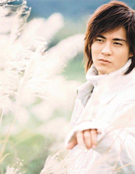 Vic Zhou - Wallpaper Gallery