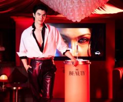 มาย อวดเสน่ห์สุดร้อนแรงในงานเปิดตัว FX's The Beauty