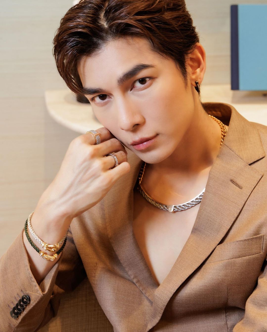 มิว - ศุภศิษฏ์ จงชีวีวัฒน์