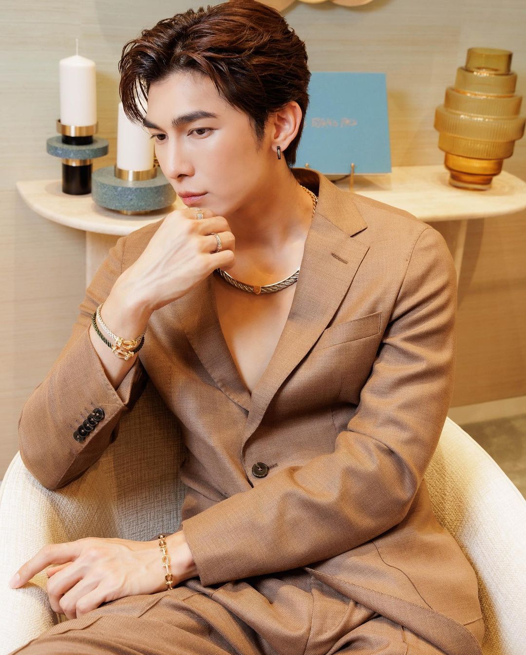มิว - ศุภศิษฏ์ จงชีวีวัฒน์