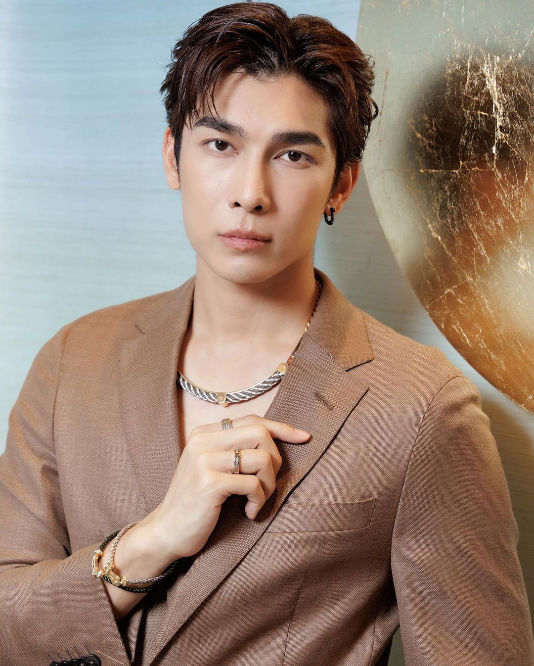 มิว - ศุภศิษฏ์ จงชีวีวัฒน์