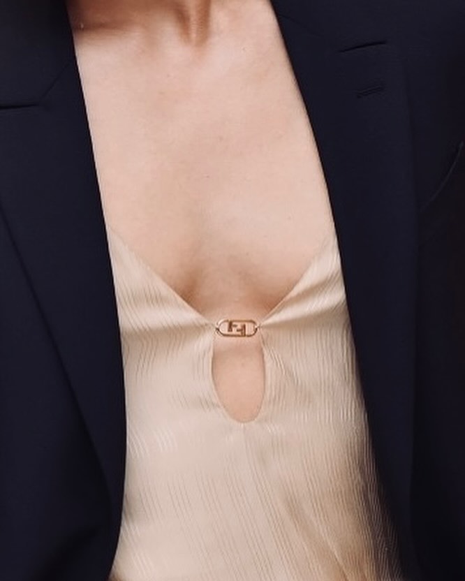 มิว - ศุภศิษฏ์ จงชีวีวัฒน์