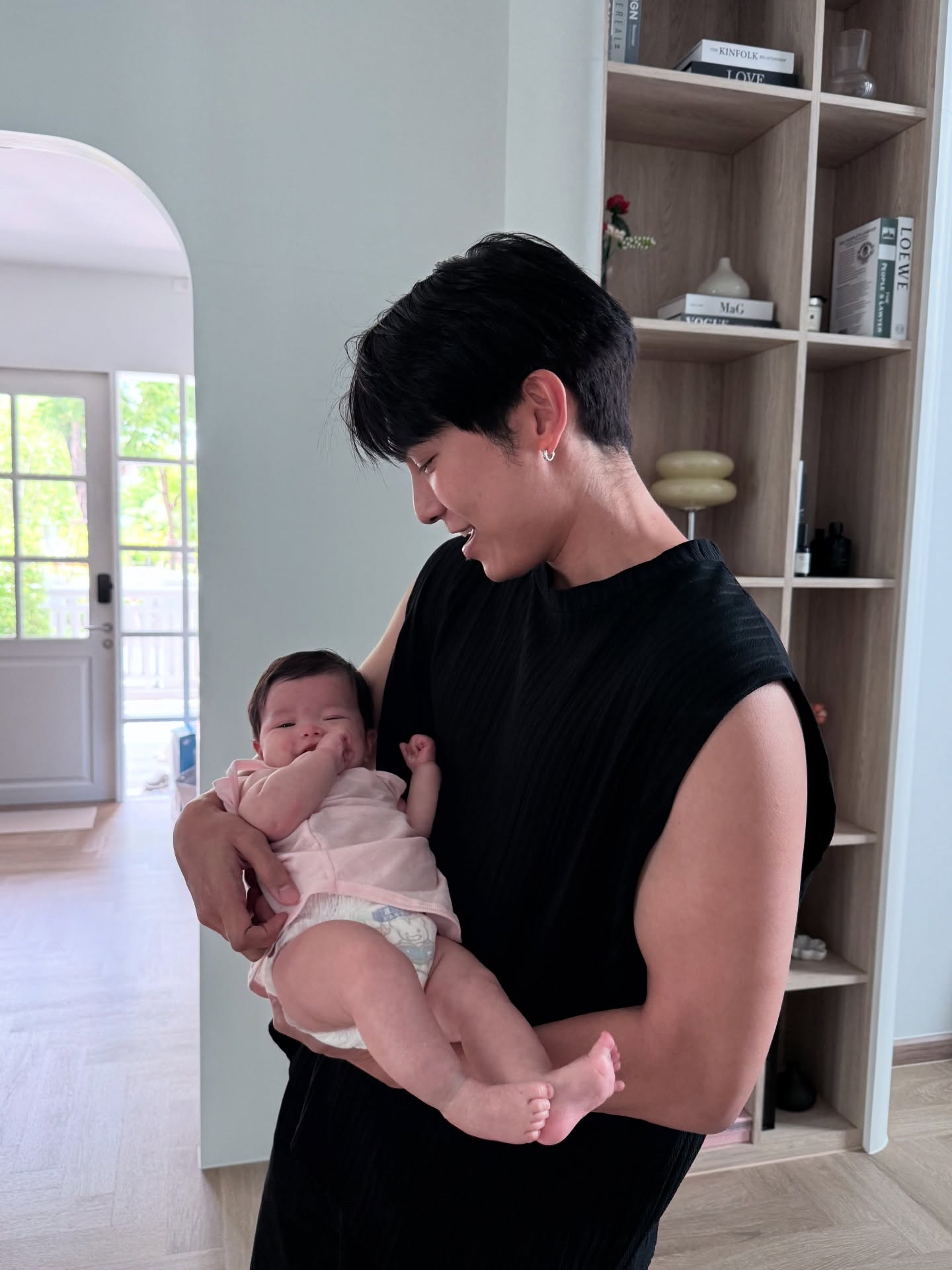 มิว - ศุภศิษฏ์ จงชีวีวัฒน์