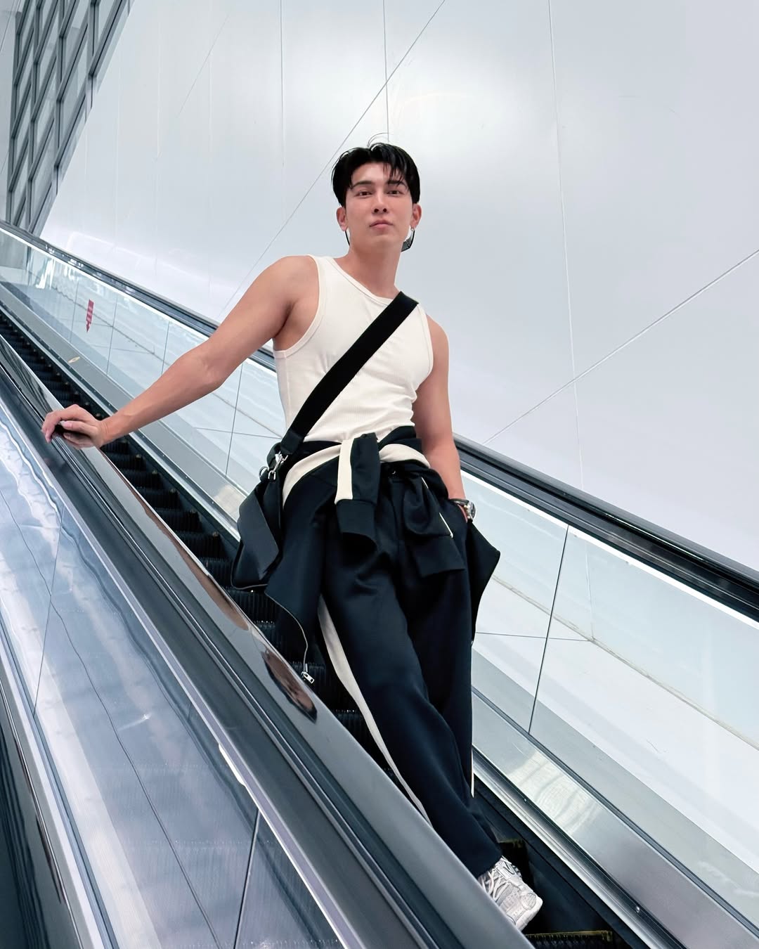 มิว - ศุภศิษฏ์ จงชีวีวัฒน์