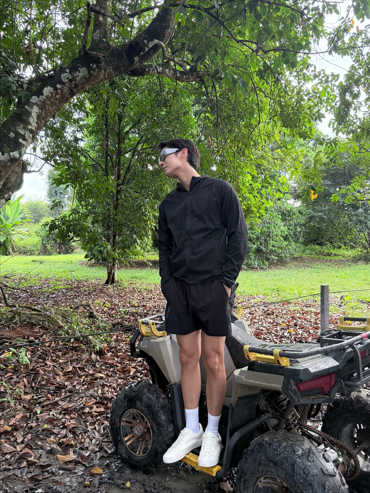 มิว - ศุภศิษฏ์ จงชีวีวัฒน์