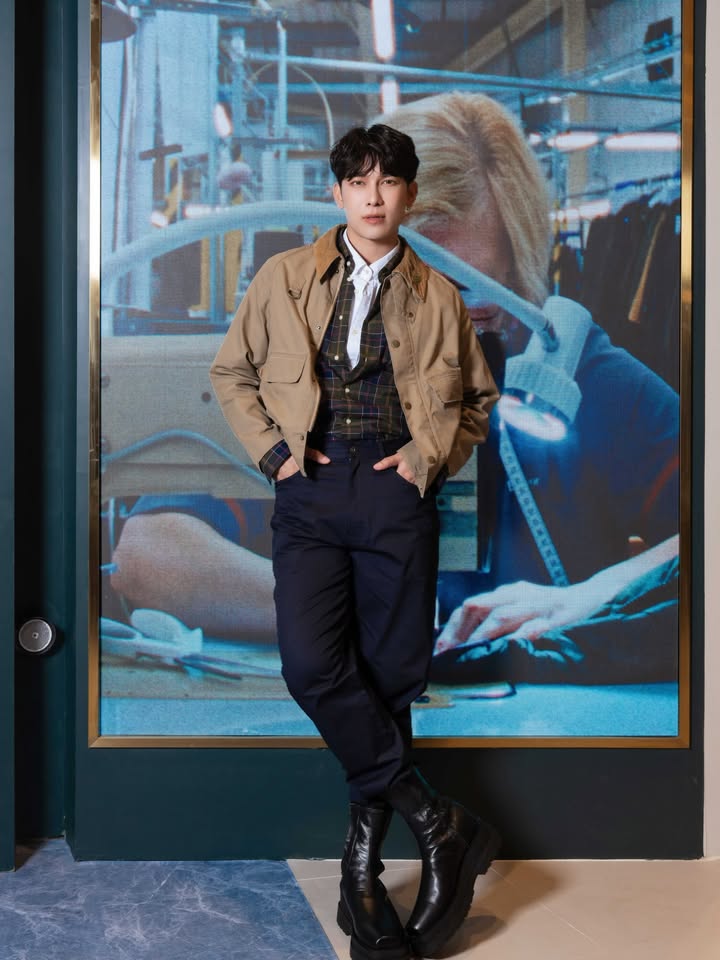 มิว - ศุภศิษฏ์ จงชีวีวัฒน์