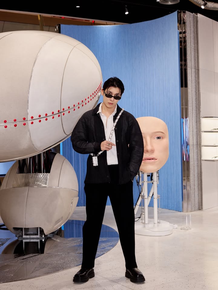 มิว - ศุภศิษฏ์ จงชีวีวัฒน์