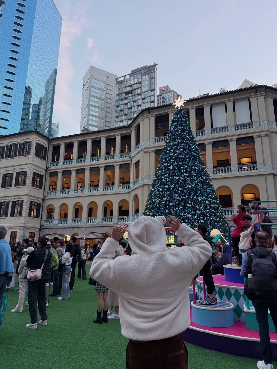 มิว - ศุภศิษฏ์ จงชีวีวัฒน์