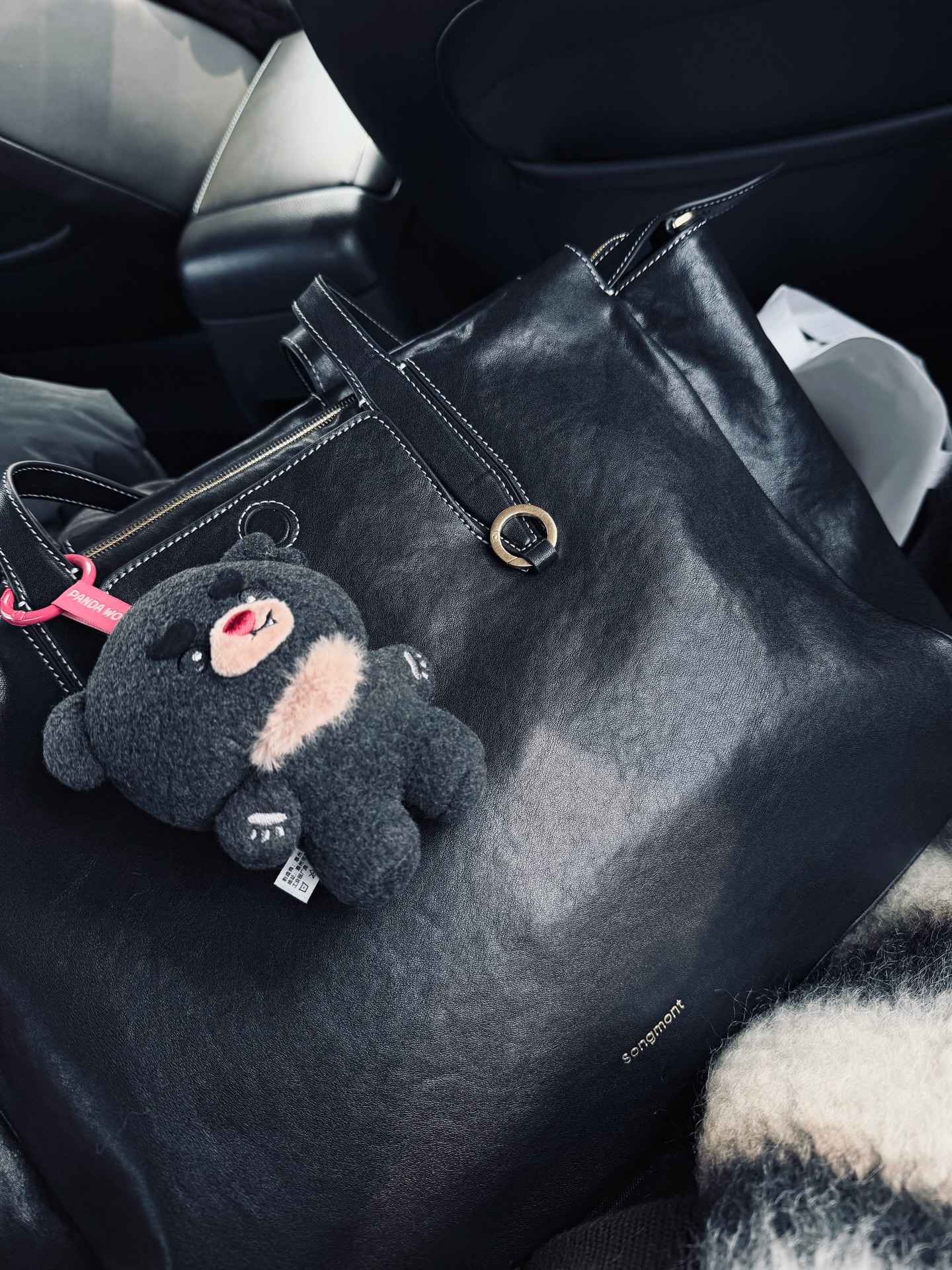 มิว - ศุภศิษฏ์ จงชีวีวัฒน์