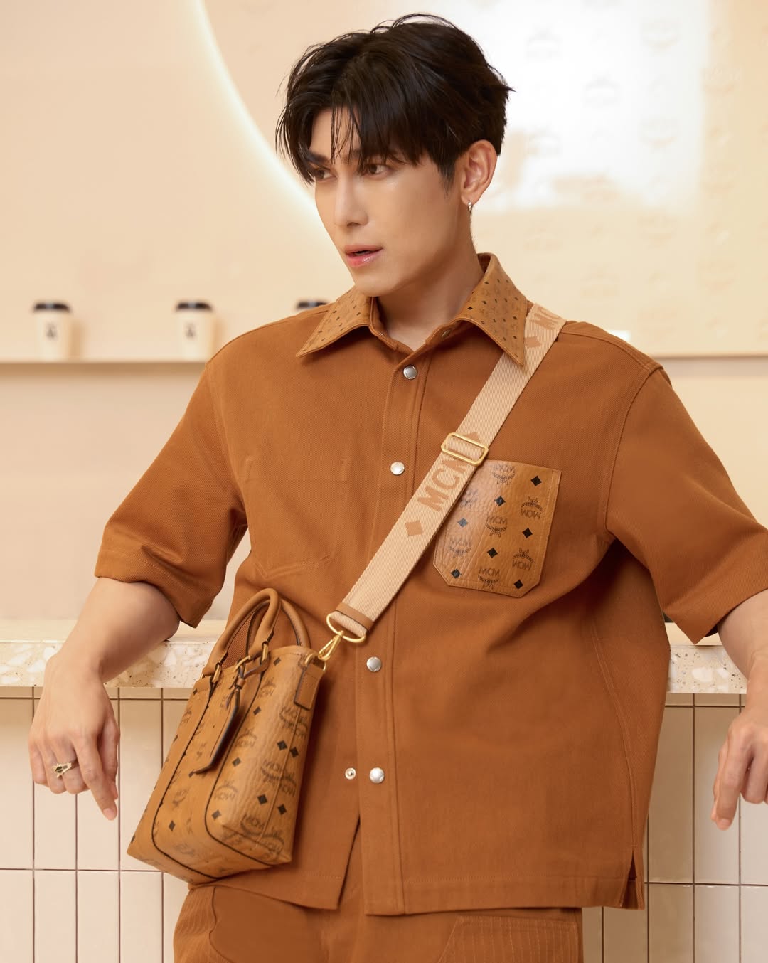 มิว - ศุภศิษฏ์ จงชีวีวัฒน์