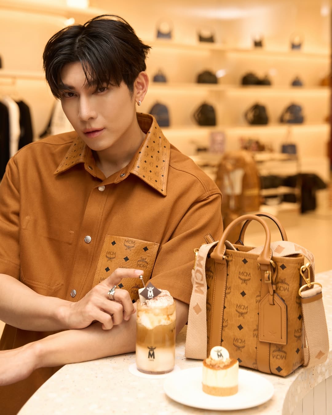 มิว - ศุภศิษฏ์ จงชีวีวัฒน์