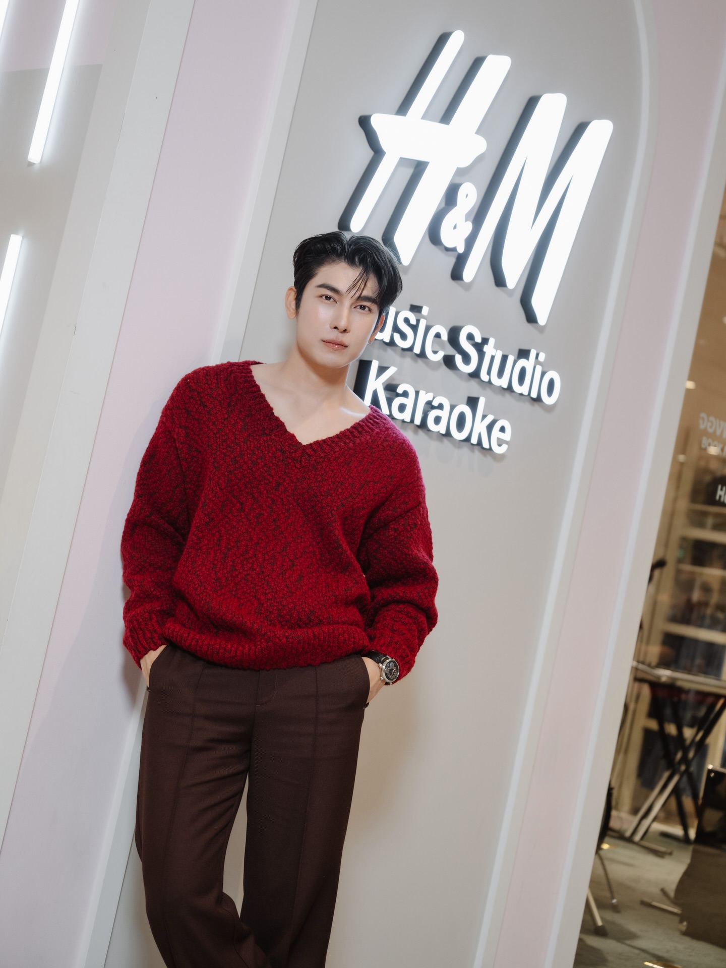 มิว - ศุภศิษฏ์ จงชีวีวัฒน์