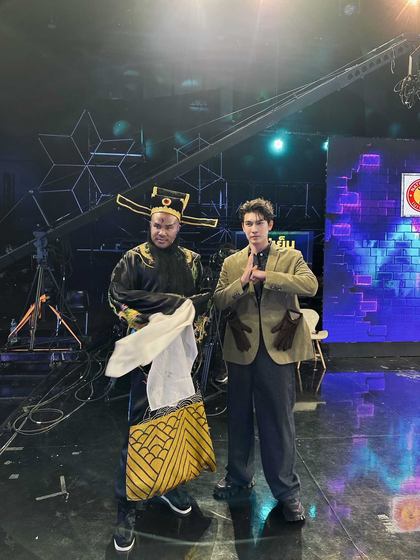 มิว - ศุภศิษฏ์ จงชีวีวัฒน์