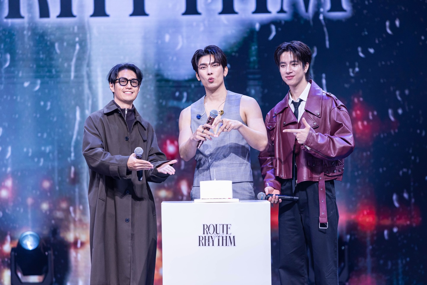 มิว - ศุภศิษฏ์ จงชีวีวัฒน์