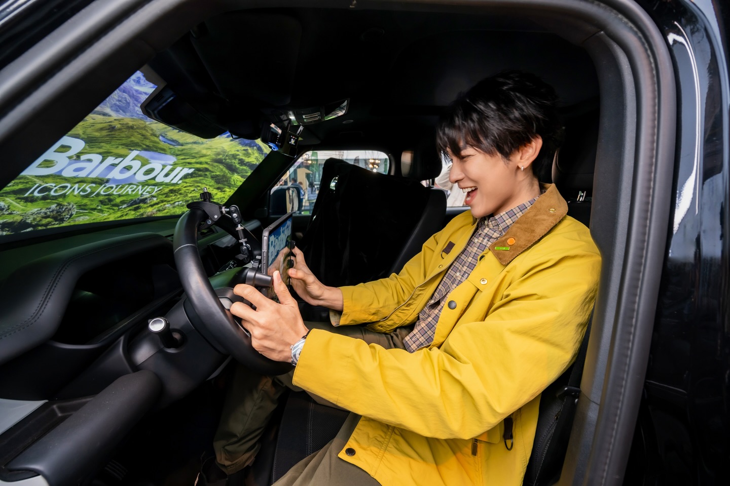 มิว - ศุภศิษฏ์ จงชีวีวัฒน์