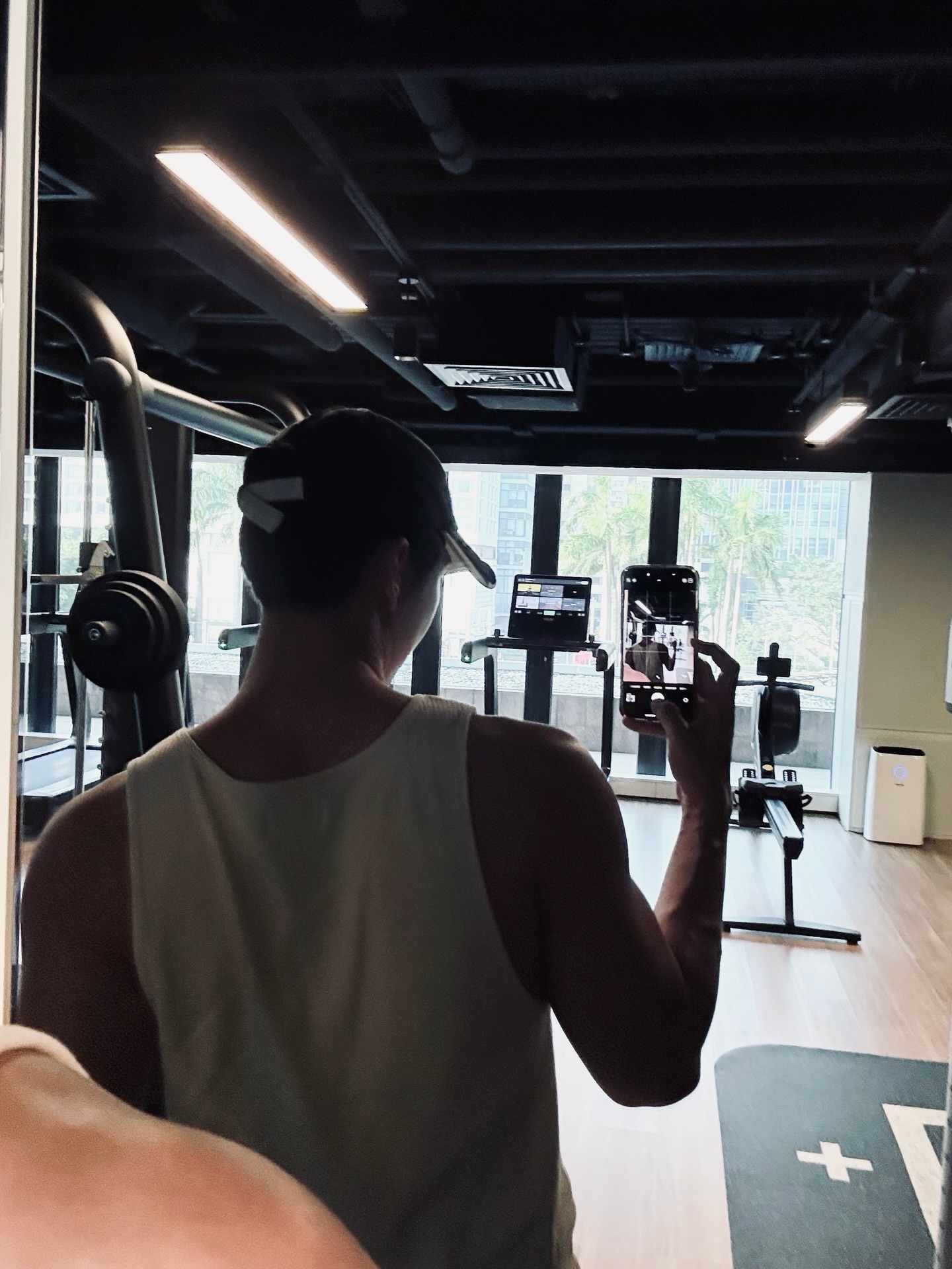 มิว - ศุภศิษฏ์ จงชีวีวัฒน์