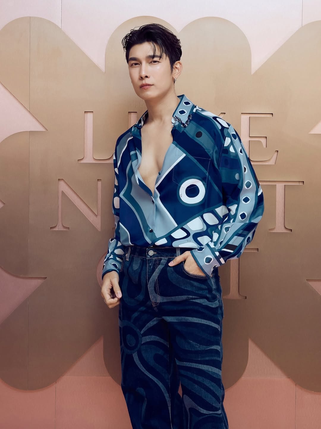 มิว - ศุภศิษฏ์ จงชีวีวัฒน์