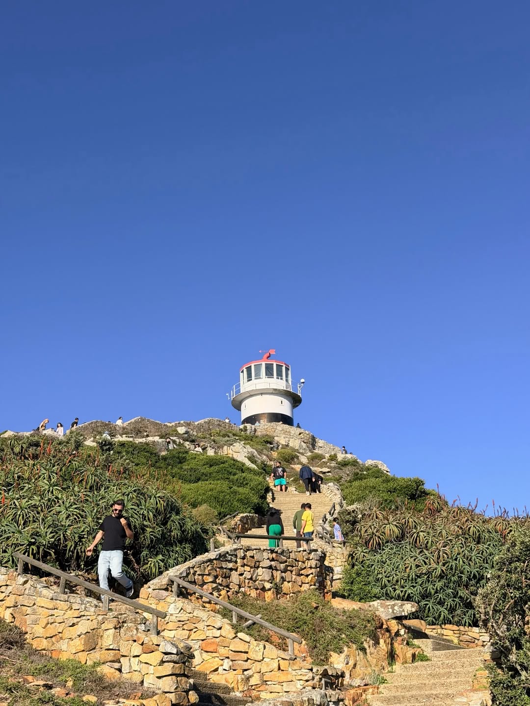 มิว - ศุภศิษฏ์ จงชีวีวัฒน์