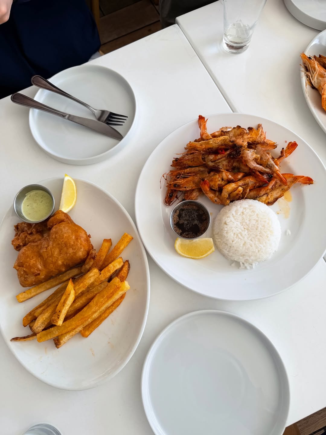 มิว - ศุภศิษฏ์ จงชีวีวัฒน์