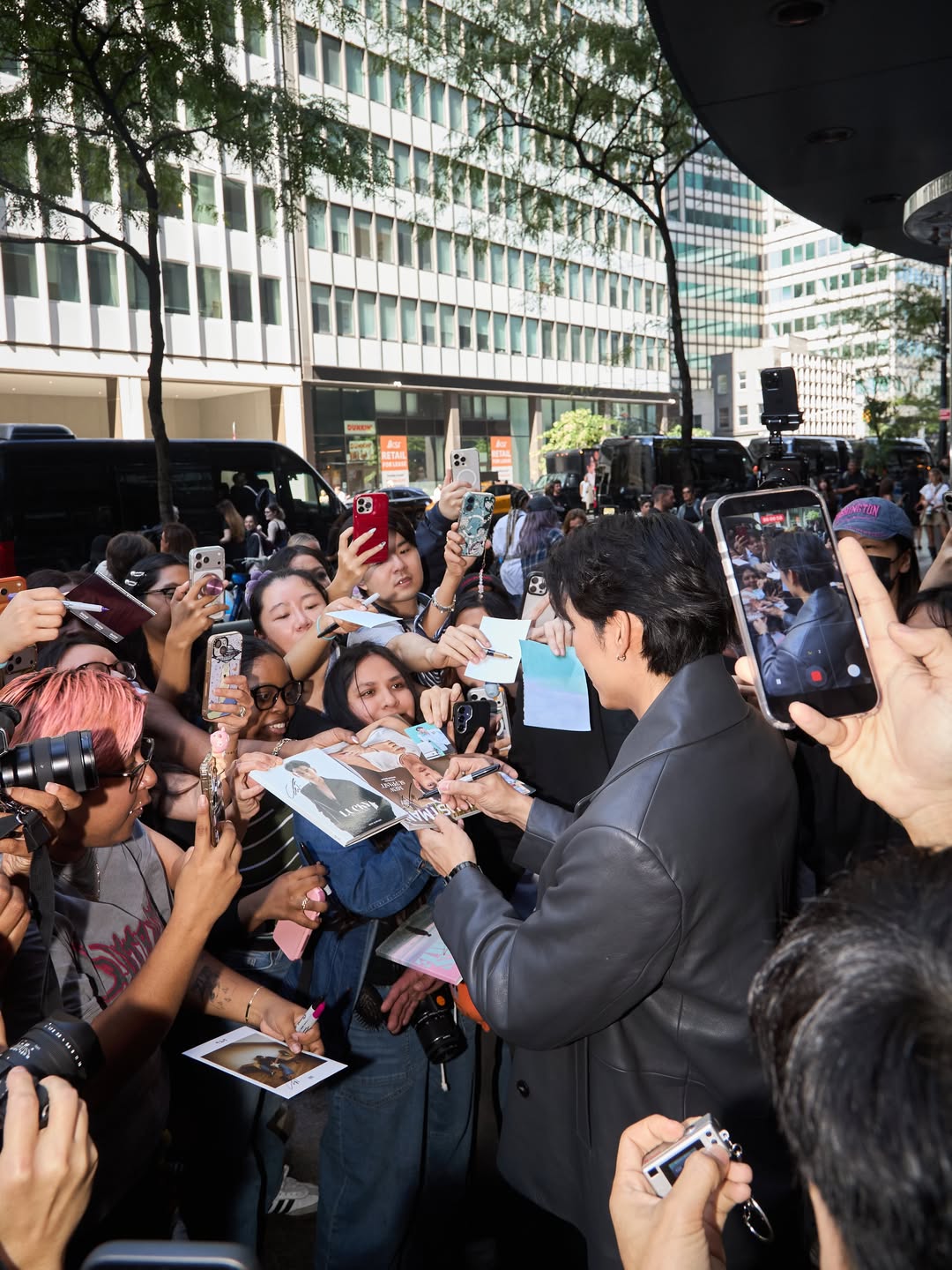 มิว - ศุภศิษฏ์ จงชีวีวัฒน์