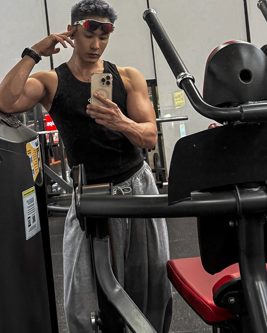นัท - ณัฏฐ์ ทิวไผ่งาม