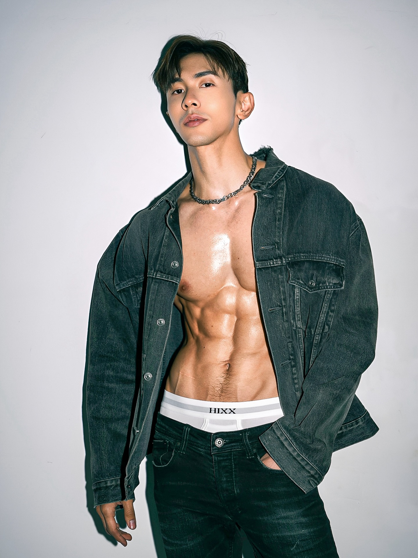 นัท - ณัฏฐ์ ทิวไผ่งาม
