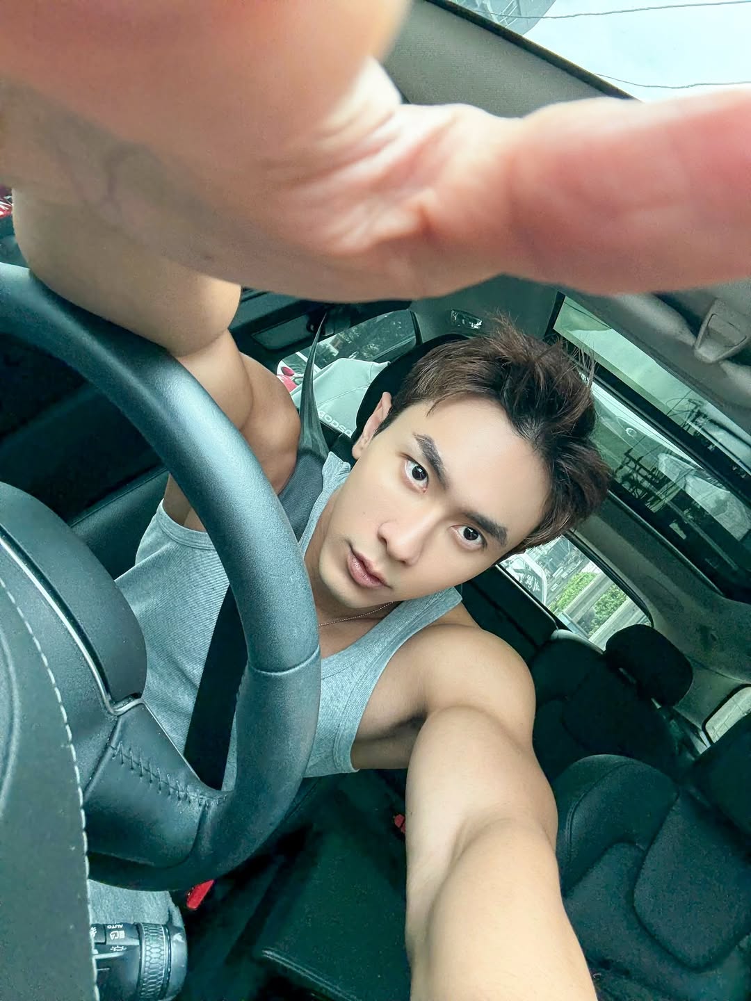 นัท - ณัฏฐ์ ทิวไผ่งาม