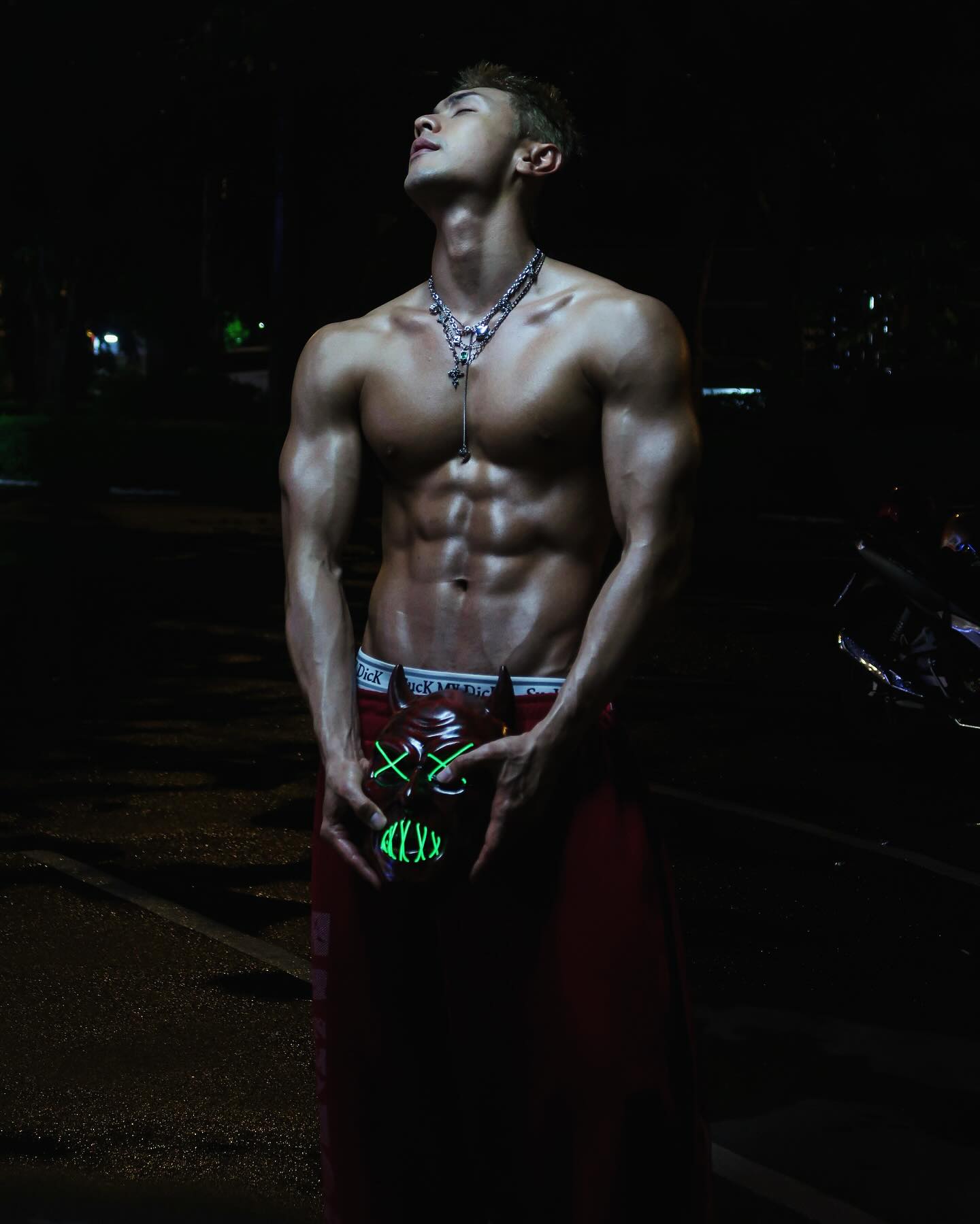 นัท - ณัฏฐ์ ทิวไผ่งาม