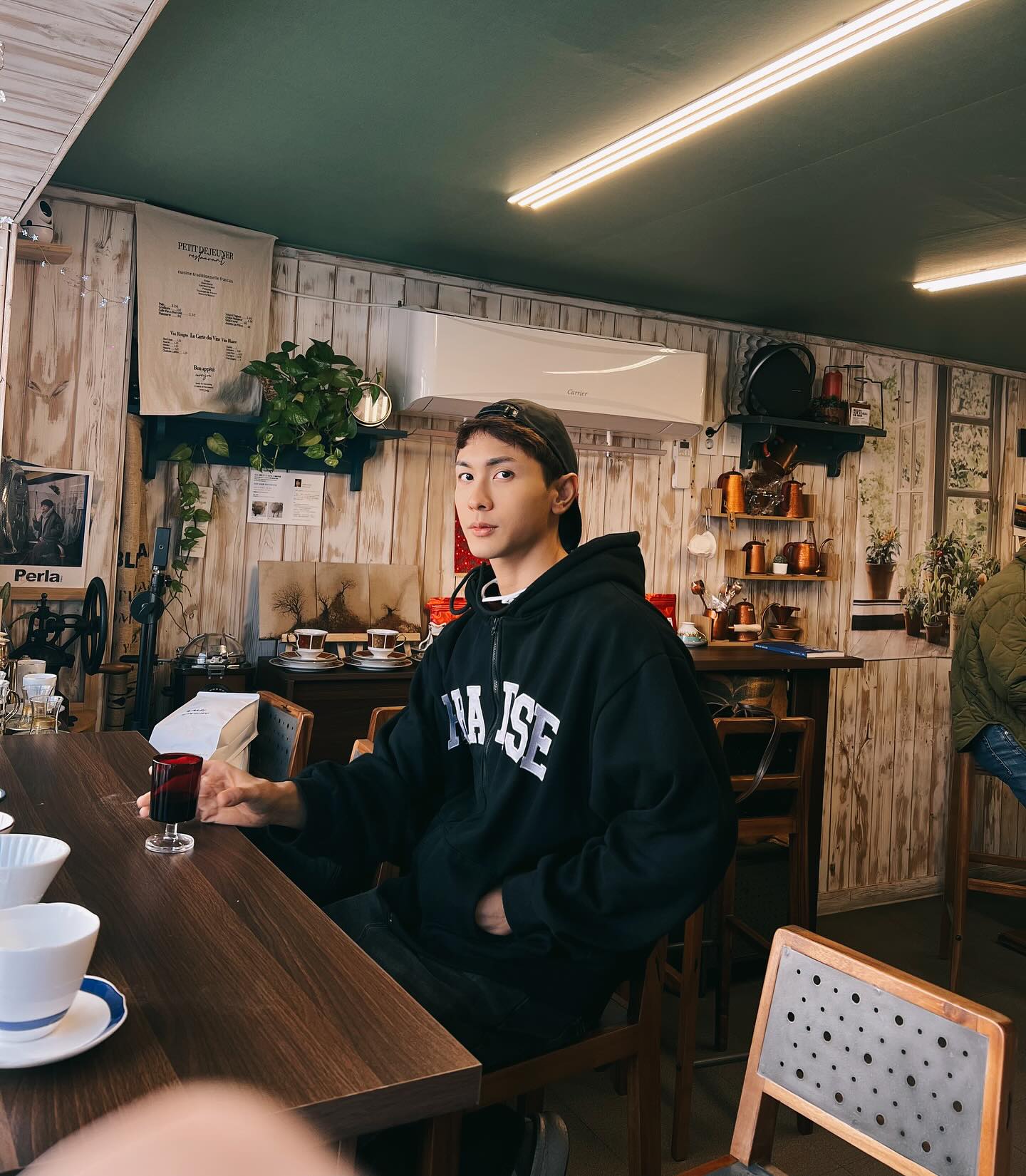 นัท - ณัฏฐ์ ทิวไผ่งาม