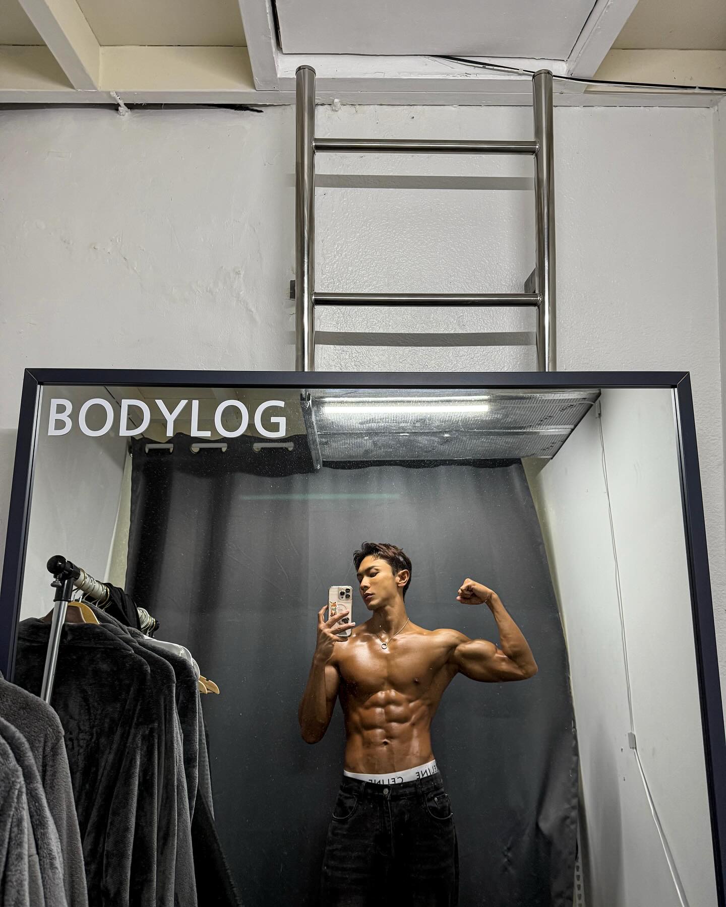 นัท - ณัฏฐ์ ทิวไผ่งาม