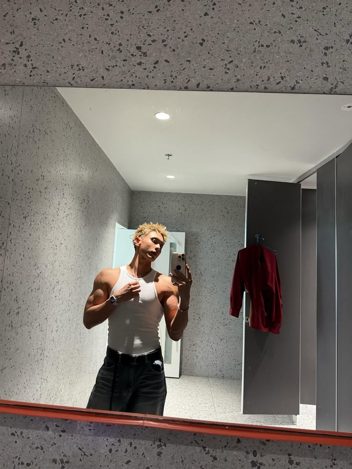 นัท - ณัฏฐ์ ทิวไผ่งาม