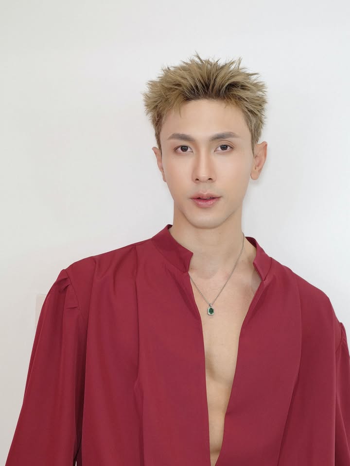 นัท - ณัฏฐ์ ทิวไผ่งาม