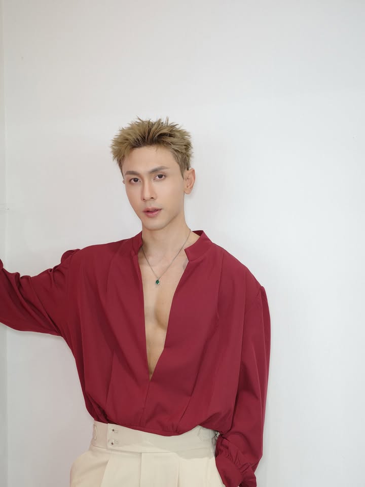 นัท - ณัฏฐ์ ทิวไผ่งาม