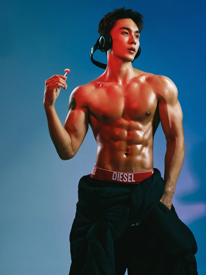 นัท - ณัฏฐ์ ทิวไผ่งาม