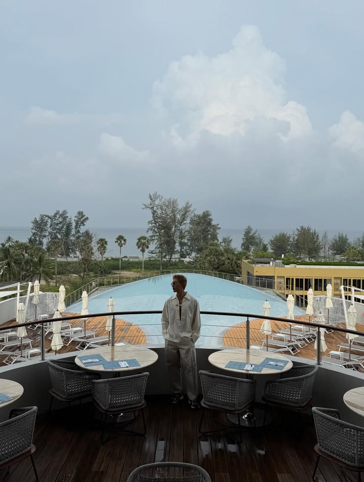 นัท - ณัฏฐ์ ทิวไผ่งาม