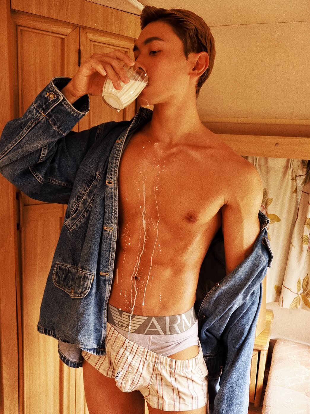 นัท - ณัฏฐ์ ทิวไผ่งาม