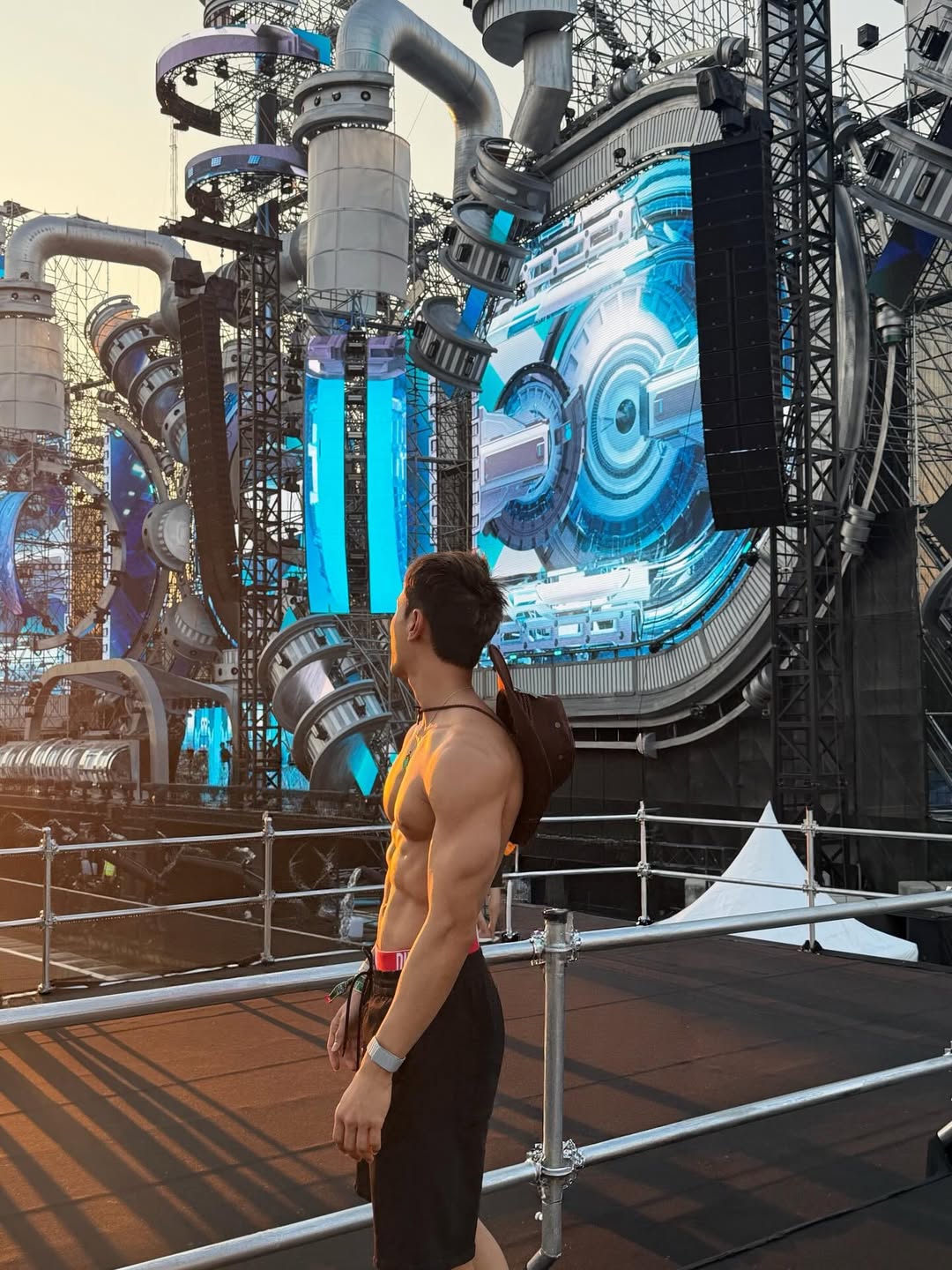 นัท - ณัฏฐ์ ทิวไผ่งาม