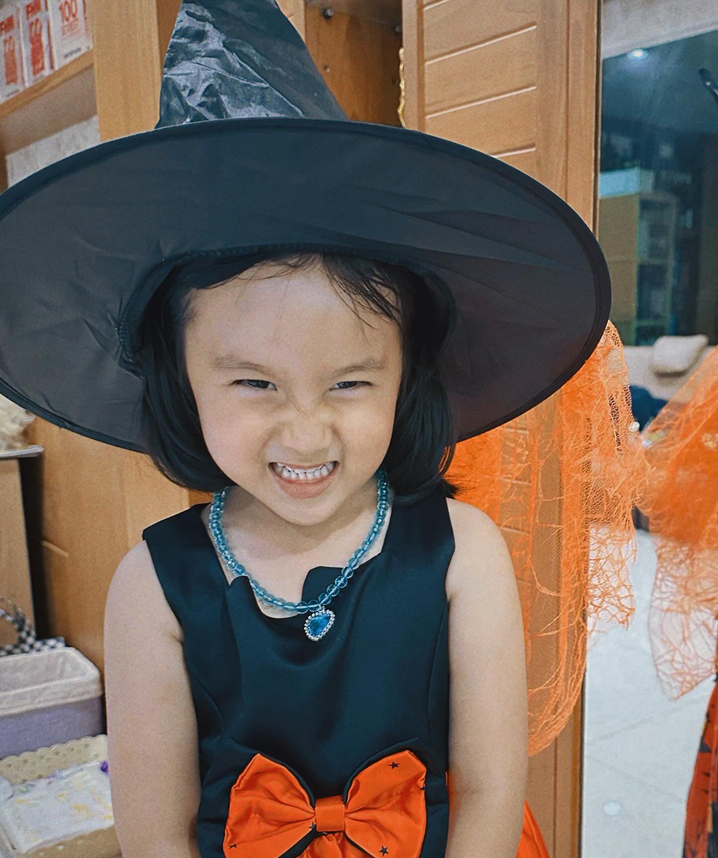 หยาด - หยาดทิพย์ ราชปาล