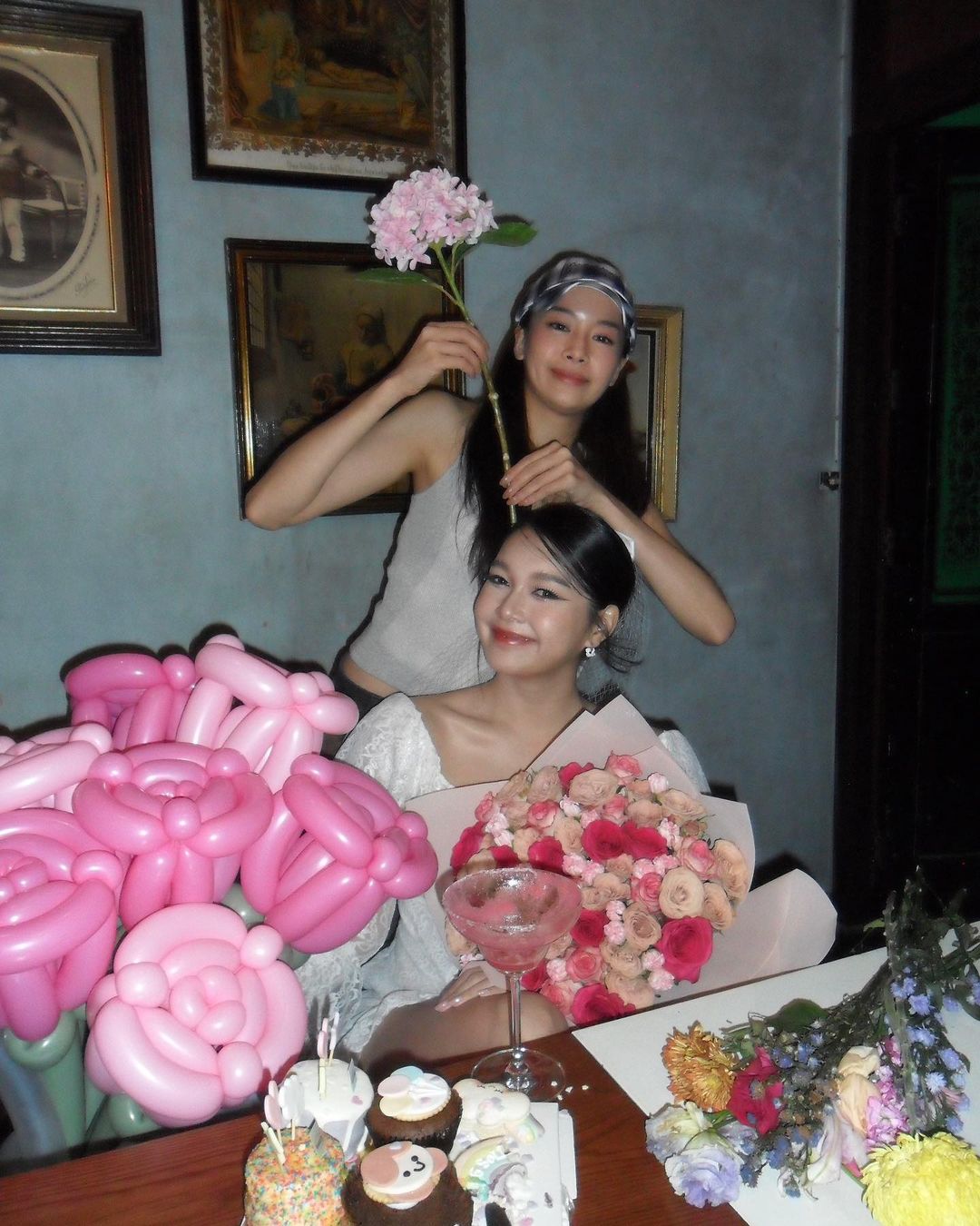 แพต - ชญานิษฐ์ ชาญสง่าเวช