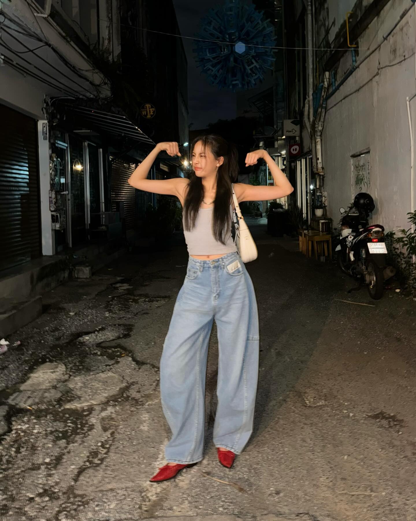 แพต - ชญานิษฐ์ ชาญสง่าเวช