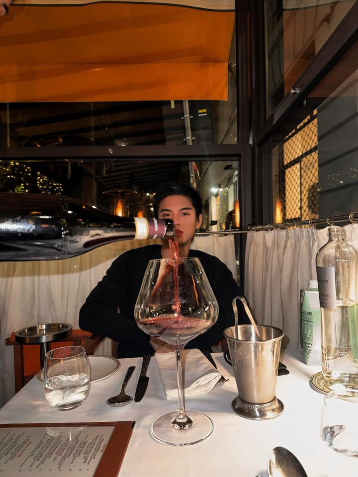 แพต - ชญานิษฐ์ ชาญสง่าเวช