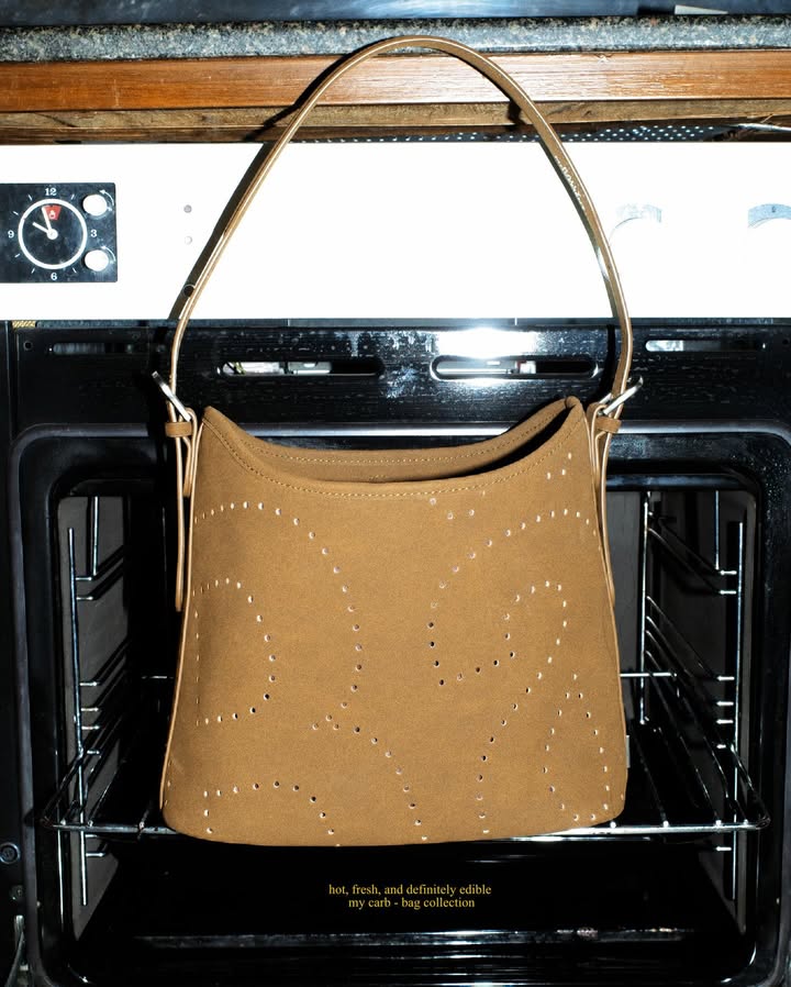 แพต - ชญานิษฐ์ ชาญสง่าเวช