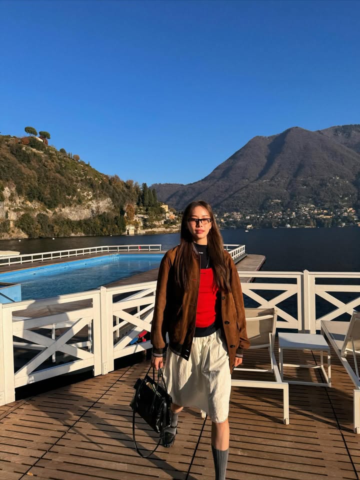 แพต - ชญานิษฐ์ ชาญสง่าเวช