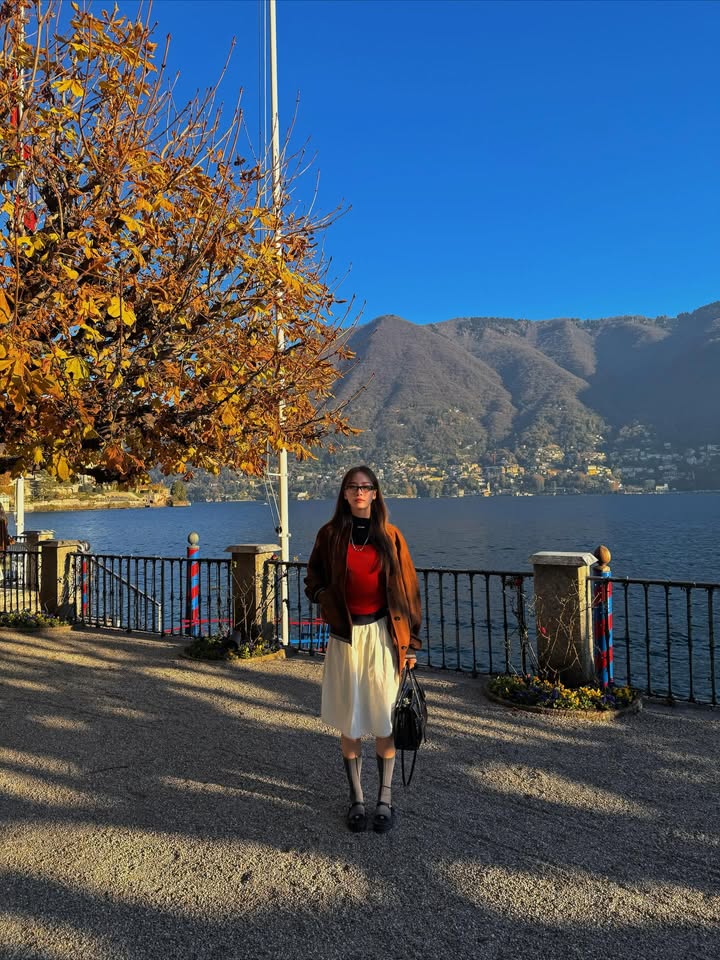 แพต - ชญานิษฐ์ ชาญสง่าเวช