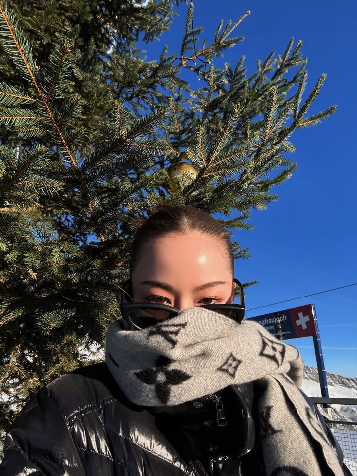 แพต - ชญานิษฐ์ ชาญสง่าเวช