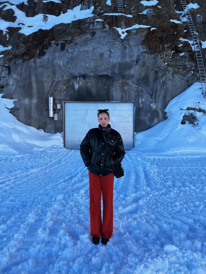 แพต - ชญานิษฐ์ ชาญสง่าเวช