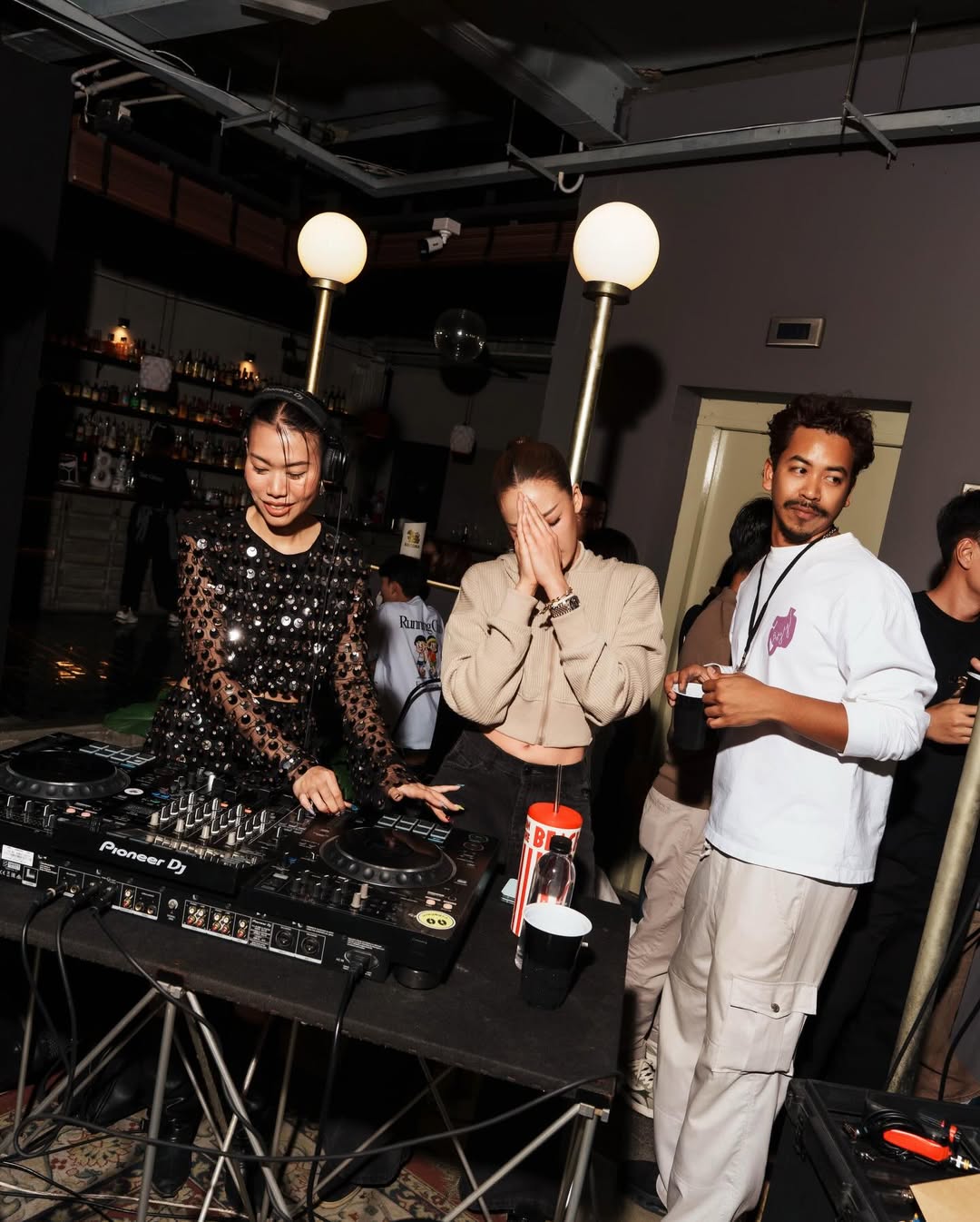 แพต - ชญานิษฐ์ ชาญสง่าเวช