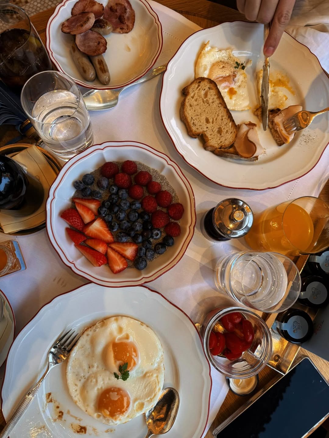 แพต - ชญานิษฐ์ ชาญสง่าเวช